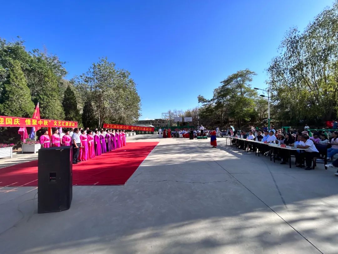 【&ldquo;三抓三促&rdquo;进行时】共享文艺新风采，点亮群众&ldquo;心&rdquo;生活|盛银集团&ldquo;情聚中秋、喜迎国庆&rdquo;文艺展演进小区活动圆满结束