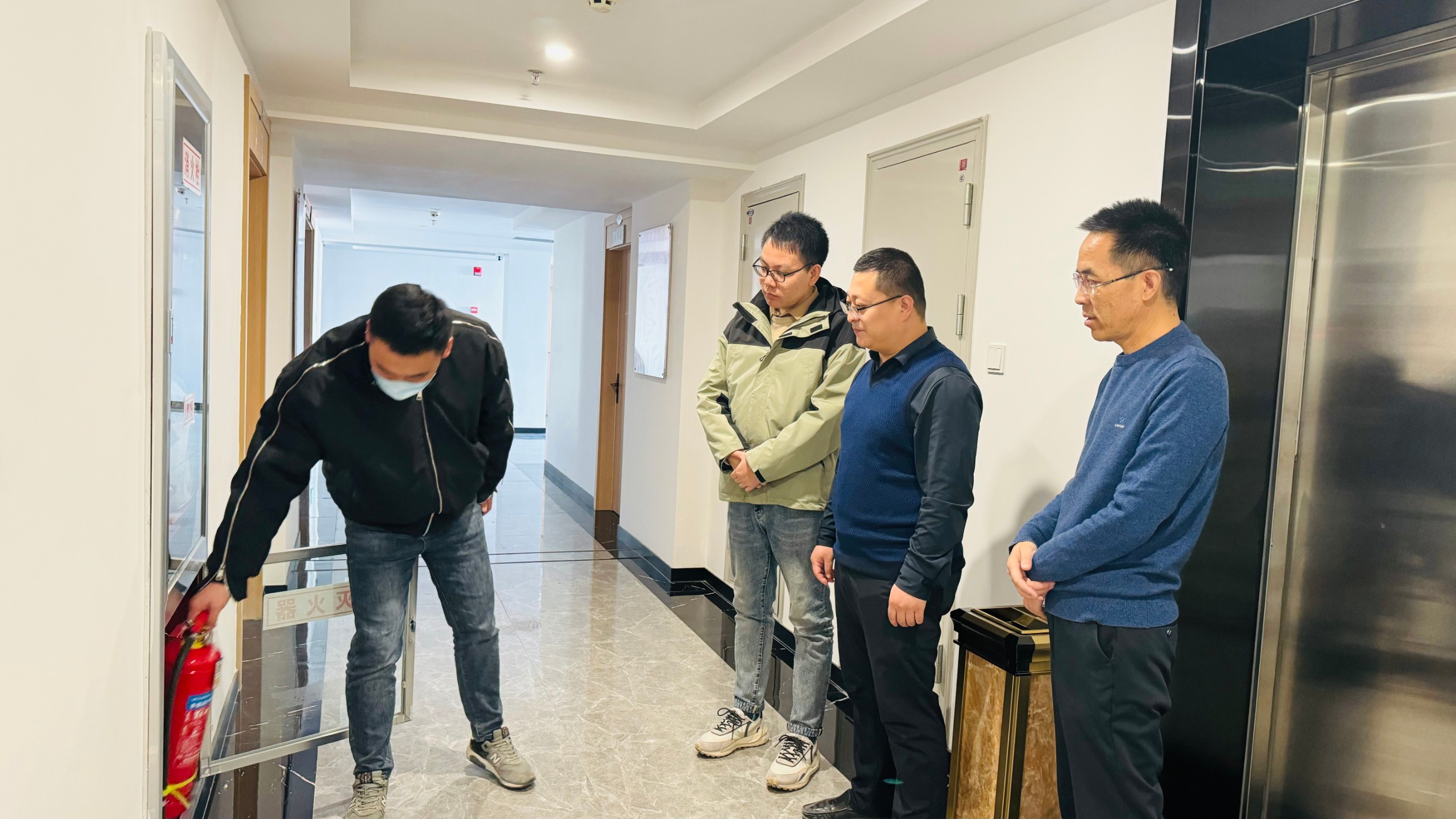 【&ldquo;三抓三促&rdquo;进行时】防范未&ldquo;燃&rdquo;始于心 消防安全践于行|盛银集团开展消防安全技能培训