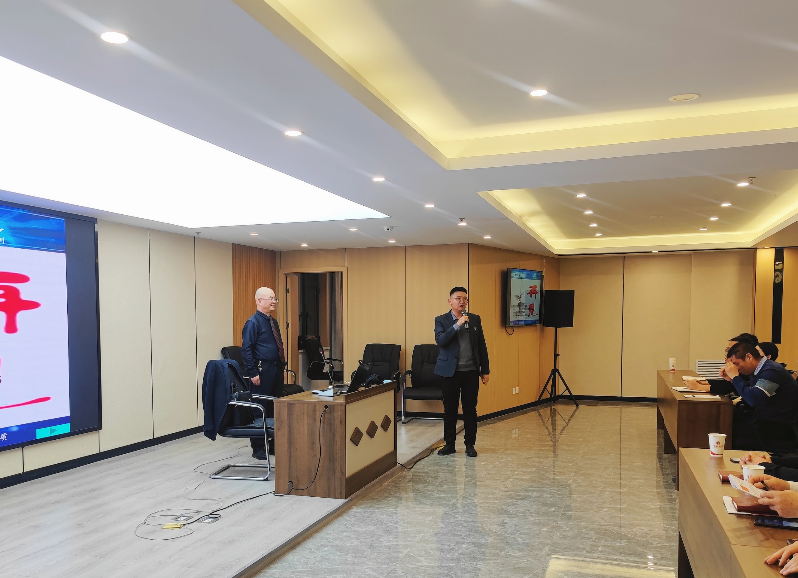 【学习大练兵】盛银集团持续开展&ldquo;理论夜校&rdquo;干部员工业务能力素质提升学习培训