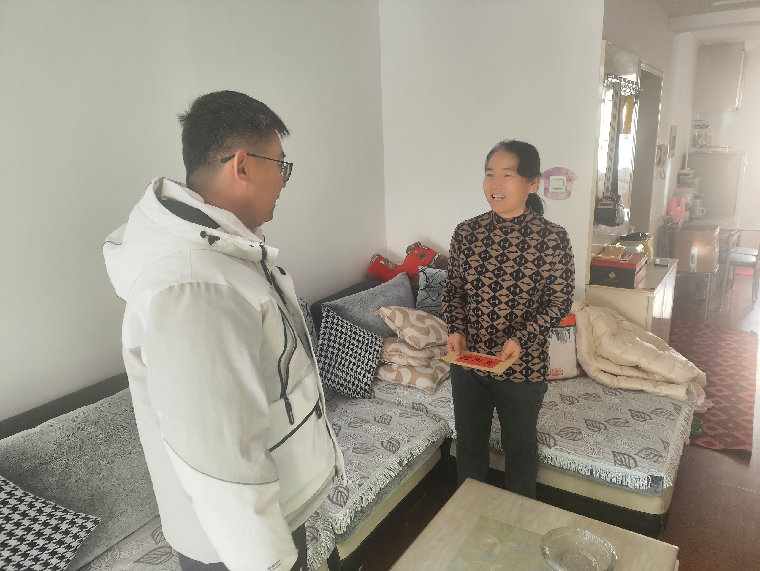 &ldquo;情暖新春，共筑未来&rdquo;&mdash;&mdash;盛银集团开展走访慰问困难党员系列活动